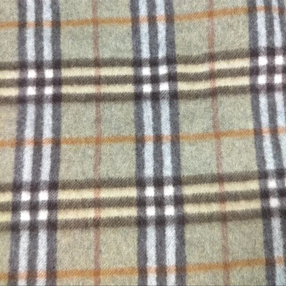 AUTH BURBERRY Nova Check 100% Cashmere Scarf